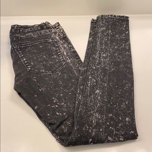 Divided Black Distressed Denim Skinny Jeans